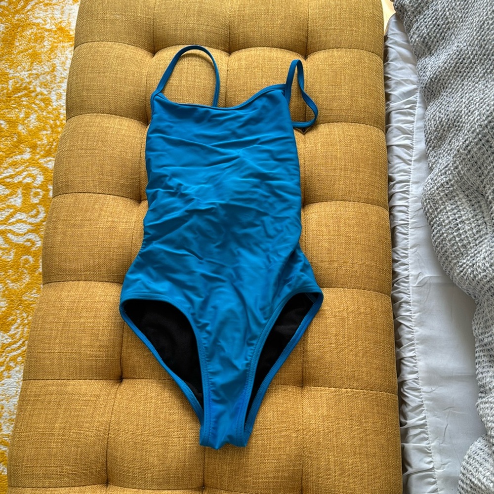 Sporti bathing suit